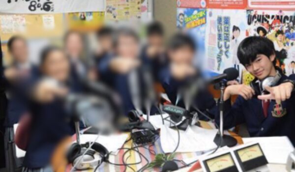 生徒会長に立候補した松田迅がラジオで政策を訴える